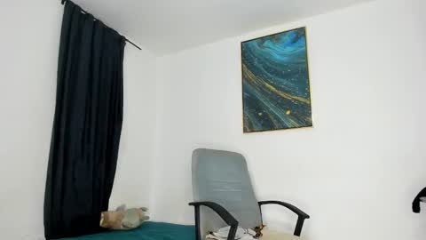 Snapshot of pyke_cum chatting on January 11, 4:59 am pyke_cum online show from January 11, 4:59 am