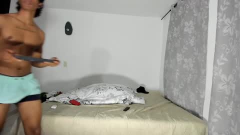 Snapshot of pyke_cum chatting on January 14, 6:24 am pyke_cum online show from January 14, 6:24 am