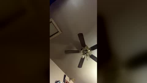 Snapshot of pyrex8 chatting on December 14, 11:59 am pyrex8 online show from December 14, 11:59 am