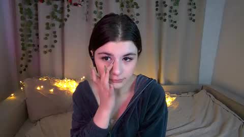 Ava online show from September 19, 6:52 pm