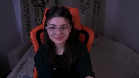 Ava online show from May 10, 4:34 pm