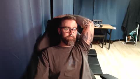 Snapshot of pyroxen chatting on March 11, 8:53 pm Yog Sothoth online show from March 11, 8:53 pm