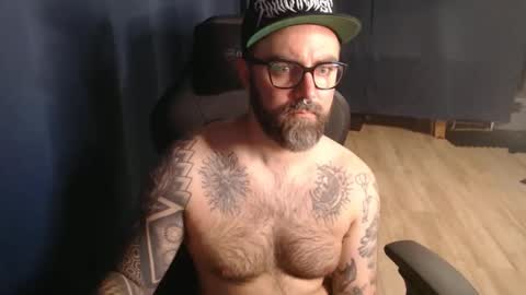 Snapshot of pyroxen chatting on September 19, 8:49 am Yog Sothoth online show from September 19, 8:49 am