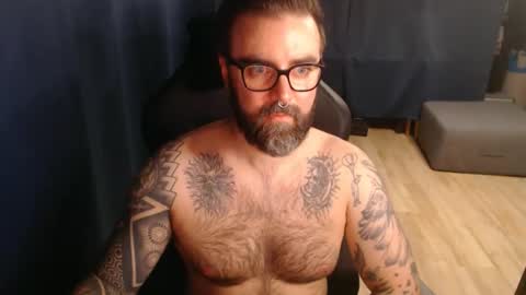 Snapshot of pyroxen chatting on September 25, 7:39 pm Yog Sothoth online show from September 25, 7:39 pm