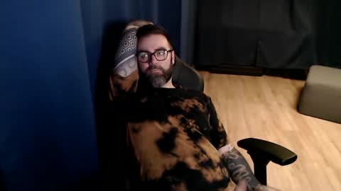 Snapshot of pyroxen chatting on October 23, 8:29 pm Yog Sothoth online show from October 23, 8:29 pm