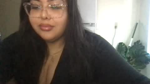 Snapshot of pytbbw chatting on January 18, 10:06 pm Prettypink Tinyhole online show from January 18, 10:06 pm