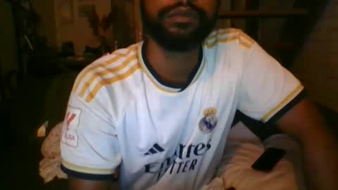 Snapshot of python974 chatting on November 10, 2:32 am Python online show from November 10, 2:32 am