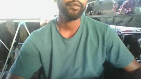 Snapshot of python974 chatting on December 16, 2:33 pm Python online show from December 16, 2:33 pm