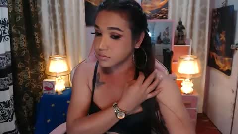 Queen Agatha online show from March 10, 11:10 am