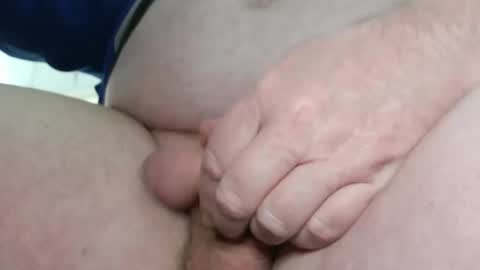 pytongru70 online show from December 14, 12:43 pm