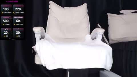 Snapshot of qianqian_ chatting on November 25, 9:53 am qianqian_ online show from November 25, 9:53 am