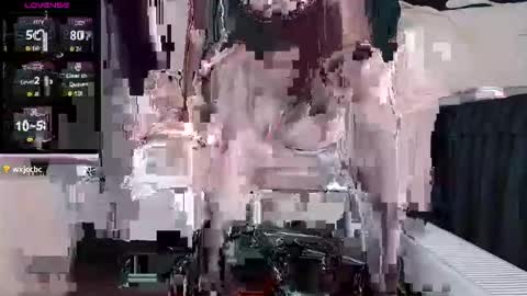 Snapshot of qianqian_ chatting on December 2, 11:37 am qianqian_ online show from December 2, 11:37 am