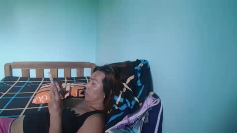 Snapshot of qt_nicole chatting on February 10, 6:17 am Cutie Nicole online show from February 10, 6:17 am