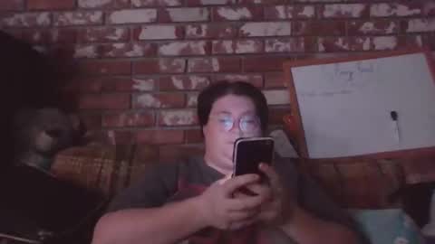 Snapshot of qtbisuccubi chatting on December 22, 5:04 am Br4tty Bunny online show from December 22, 5:04 am