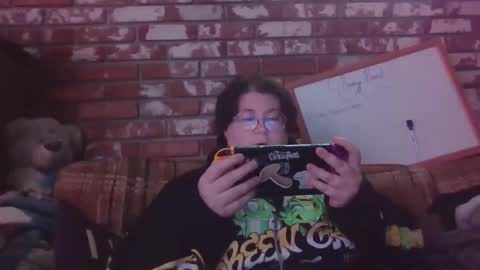 Snapshot of qtbisuccubi chatting on January 12, 7:30 pm Br4tty Bunny online show from January 12, 7:30 pm