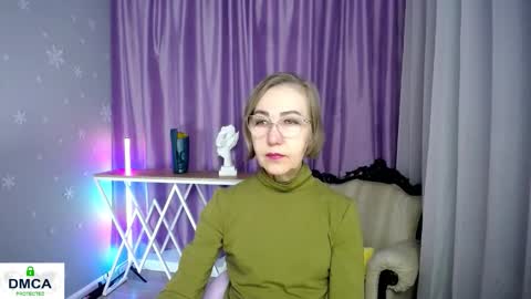 Snapshot of queen_a_n_i chatting on November 23, 10:15 am A N I Ill be here on December 1st online show from November 23, 10:15 am