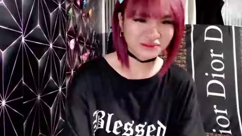 Snapshot of queen_elicktra chatting on November 15, 9:54 pm JOY online show from November 15, 9:54 pm