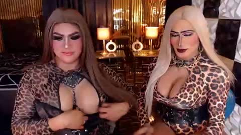queen_horsecock online show from June 30, 9:38 pm
