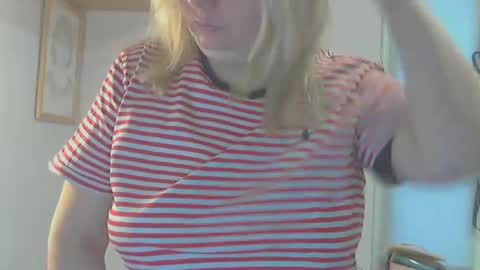 queen_jane8 online show from January 11, 10:08 am