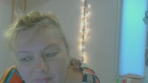 queen_jane8 online show from March 3, 1:20 pm