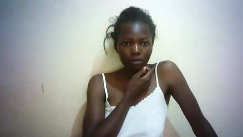 queen_joan online show from February 28, 4:54 am