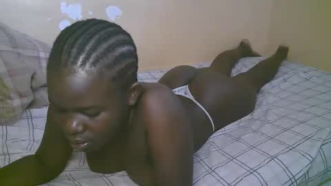 queen_latasha online show from April 21, 5:47 am