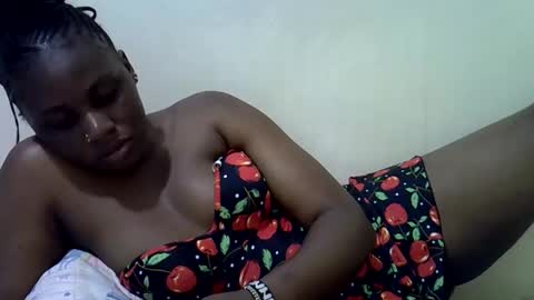 queen_leilla online show from May 18, 6:25 pm