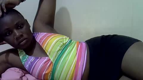 queen_leilla online show from May 20, 5:46 am