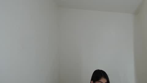 Snapshot of queen_leix chatting on December 27, 10:12 am Leix online show from December 27, 10:12 am