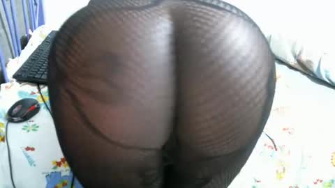 Queen online show from February 18, 5:42 am