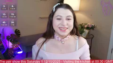 Snapshot of queen_michelle_ chatting on October 7, 9:12 pm Michelle online show from October 7, 9:12 pm