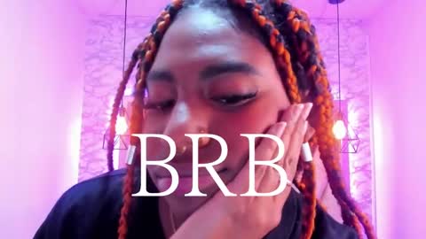 Snapshot of queen_perla_ chatting on January 15, 6:29 pm online show from January 15, 6:29 pm