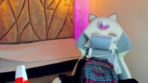 Snapshot of queen_perla_ chatting on January 18, 12:26 pm online show from January 18, 12:26 pm