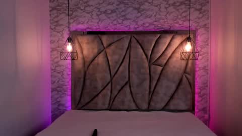 Snapshot of queen_perla_ chatting on January 30, 11:55 am online show from January 30, 11:55 am