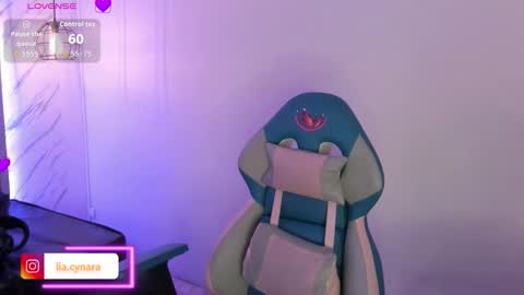 Snapshot of queen_perla_ chatting on September 9, 11:10 am online show from September 9, 11:10 am