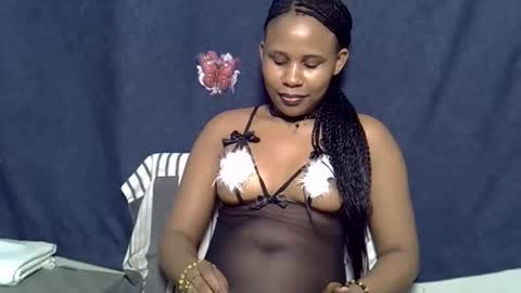 Snapshot of queen_polite chatting on January 14, 7:47 am queen_polite online show from January 14, 7:47 am