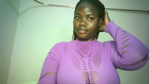 Queen Sara online show from April 2, 5:16 am