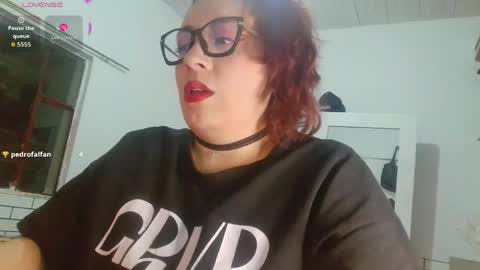 queen_xv online show from April 11, 1:43 am