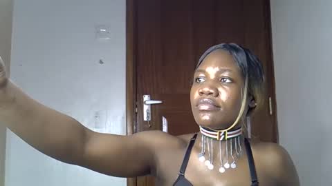 Cindy Melahnin online show from April 6, 4:46 am