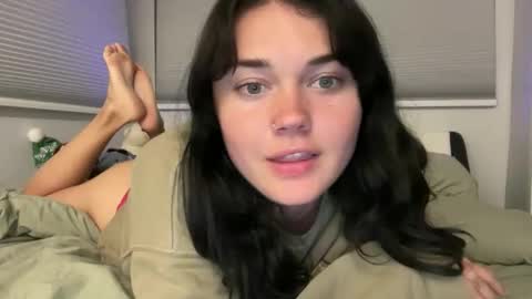 Snapshot of queencassidyy chatting on October 23, 6:34 am Cassidy online show from October 23, 6:34 am