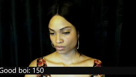 Snapshot of queendom_ing chatting on December 13, 9:20 pm Sweet Goddess online show from December 13, 9:20 pm