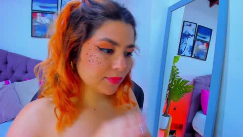 Snapshot of queengrett chatting on January 25, 1:21 am Queen online show from January 25, 1:21 am