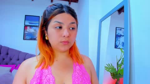 Snapshot of queengrett chatting on January 28, 7:00 pm Queen online show from January 28, 7:00 pm