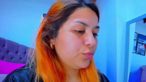 Snapshot of queengrett chatting on February 2, 1:34 am Queen online show from February 2, 1:34 am