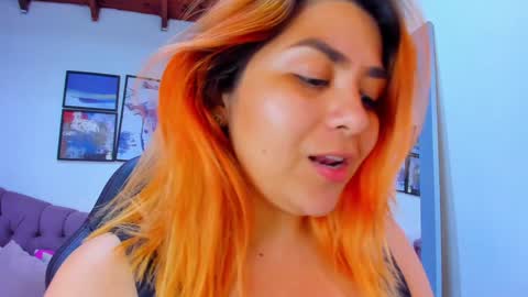 Snapshot of queengrett chatting on February 4, 7:22 pm Queen online show from February 4, 7:22 pm