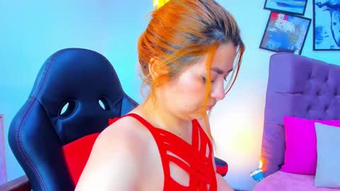 Snapshot of queengrett chatting on September 29, 7:19 pm Queen online show from September 29, 7:19 pm