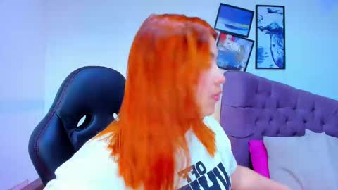 Snapshot of queengrett chatting on September 30, 7:19 pm Queen online show from September 30, 7:19 pm