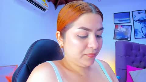 Snapshot of queengrett chatting on October 23, 6:28 pm Queen online show from October 23, 6:28 pm