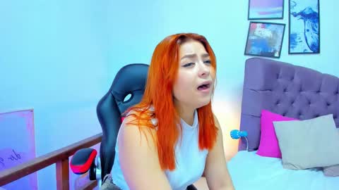 Snapshot of queengrett chatting on November 17, 3:51 pm Queen online show from November 17, 3:51 pm