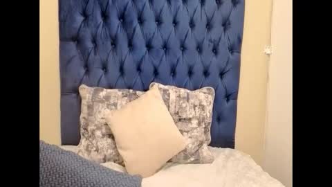 queenkarmax online show from May 18, 12:22 pm